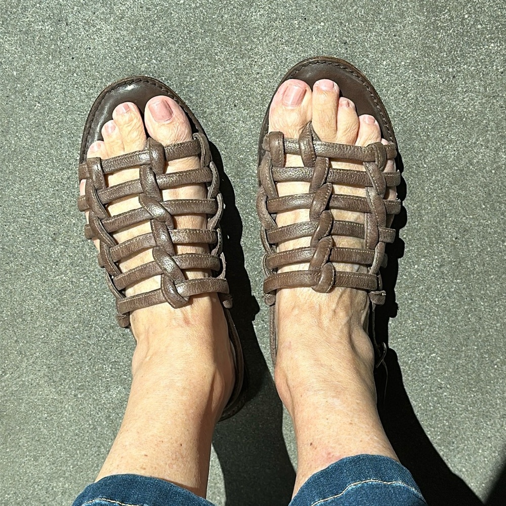 J Jill genuine leather sandals, size 10 absolute comfort